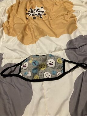 Gray Smiley Face Print Reusable Cloth Face Mask